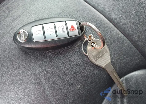 2011 Nissan Murano Crosscabriolet z USA, uszkodzony, nr VIN JN8AZ1FY4BW003033